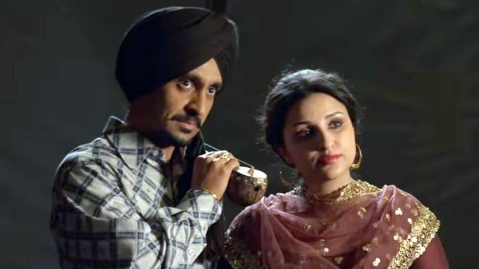 Chamkila Review: इमोशंस के समंदर में खूब गोते लगवाएगी फिल्म, Diljit Dosanjh ने लूटा दिल, कमाल हैं Parineeti Chopra